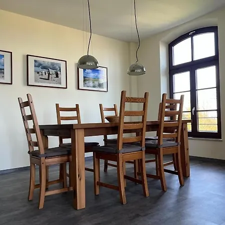 Gutshaus Von Buelow - 19-09 *